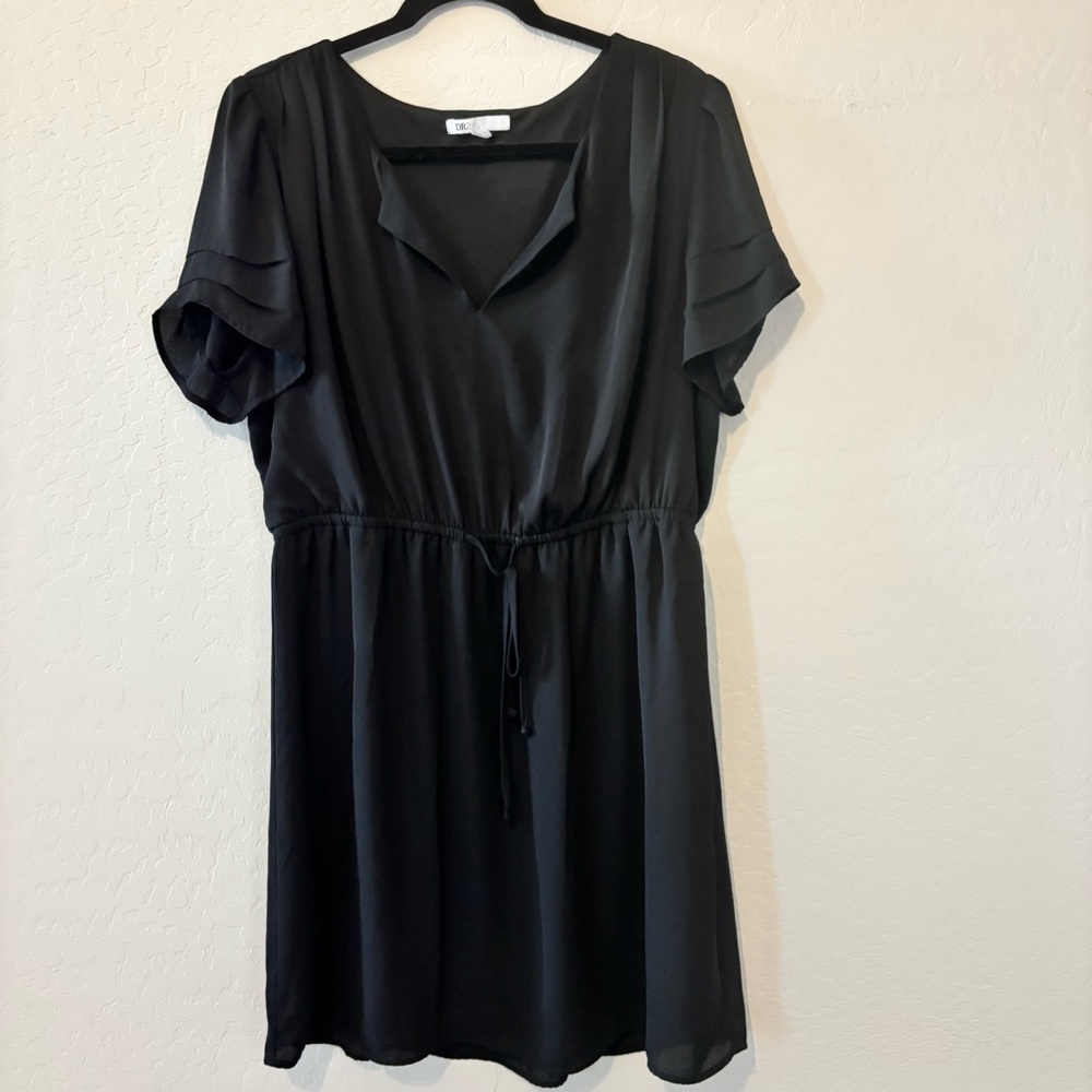 DR2 Knee Length Black Dress XL
